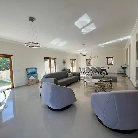 Pedra Luxe - Spacious Modern Albufeira