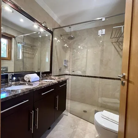 Pedra Luxe - Spacious Modern * Албуфейра